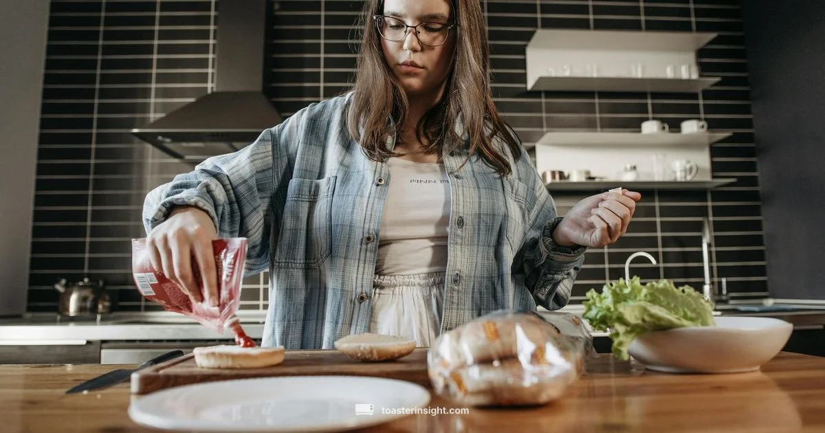 Sandwich Toaster vs Toaster - ToasterInsight