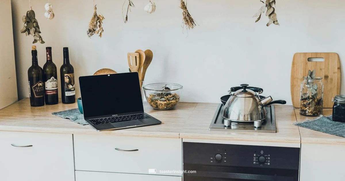 Smart UI Toaster - ToasterInsight