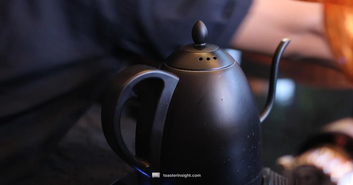 Retro Kitchen Essentials - ToasterInsight