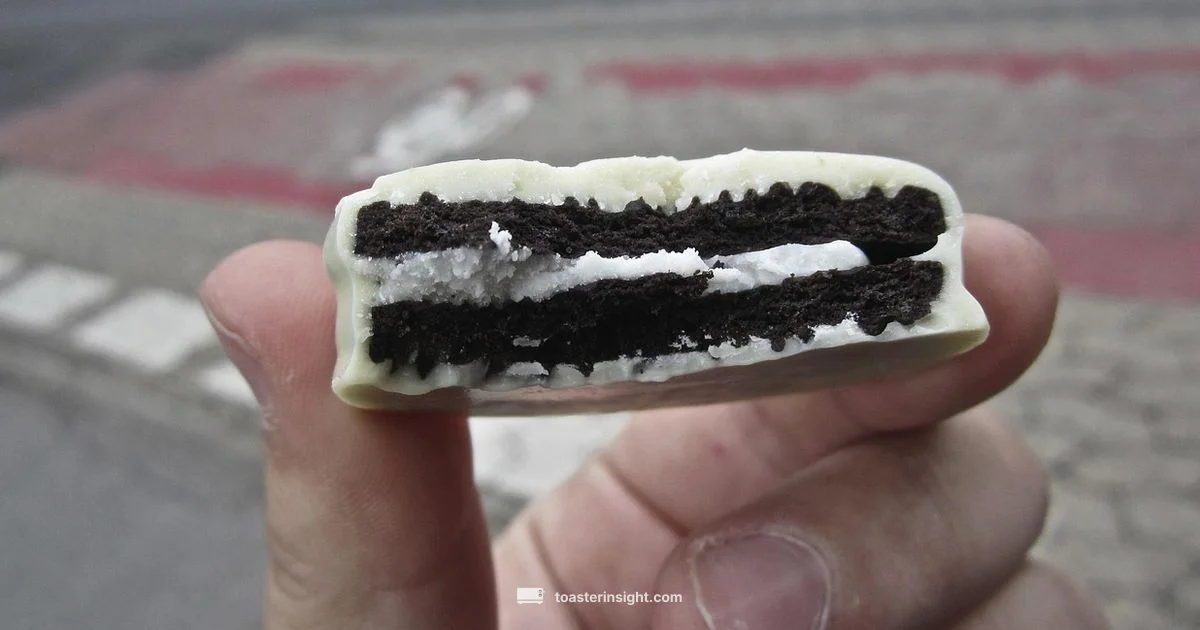 Oreo Toaster Strudel - ToasterInsight