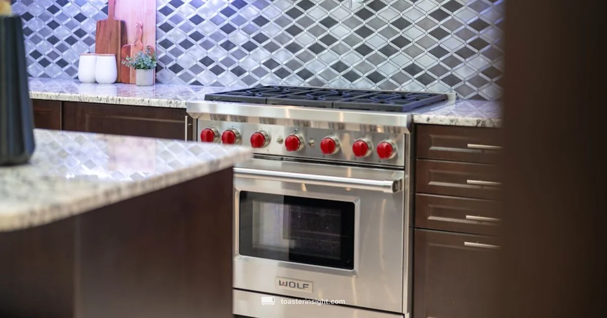 Toast vs Alert - ToasterInsight