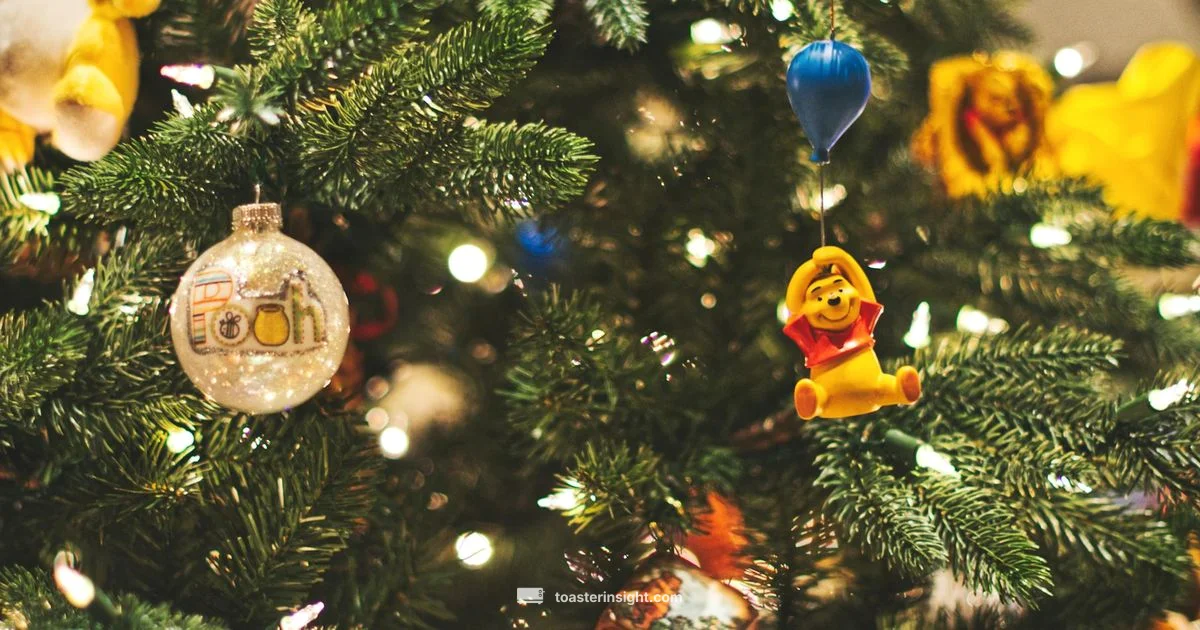 Pooh Toaster Charm - ToasterInsight