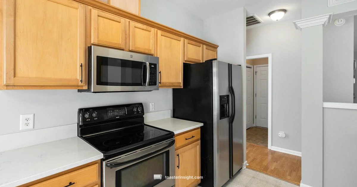 Toaster vs Microwave Health - ToasterInsight