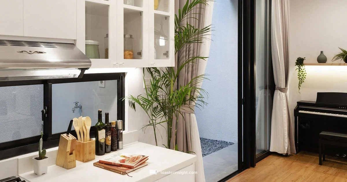 Easiest Toaster Clean Easiest Toaster Clean - ToasterInsight