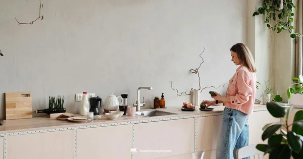 Custom Select Toaster - ToasterInsight