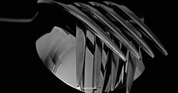 Smeg Black Toaster - ToasterInsight